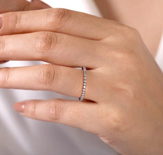 Diamond Wedding Bands  -  Women'