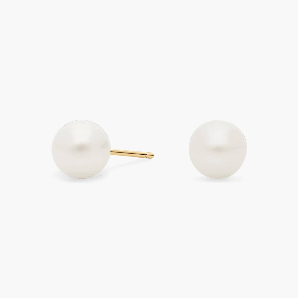 Pearl Earring