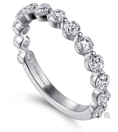 Diamond Wedding Bands  -  Women'